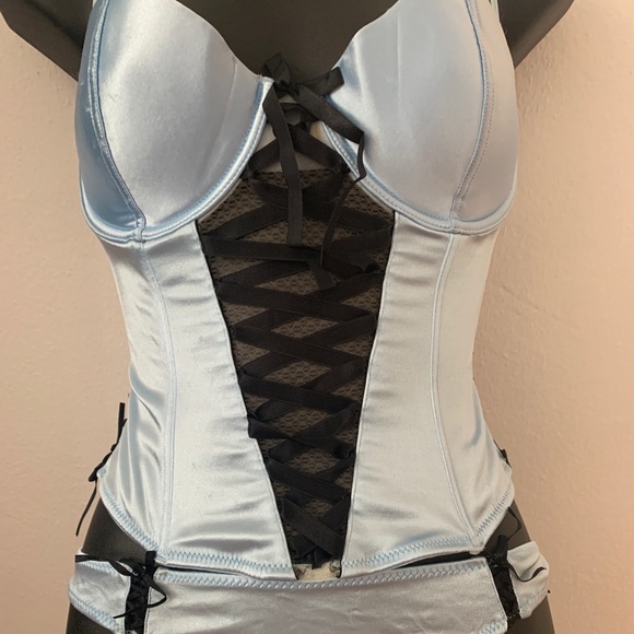 H&M Corset & Panty 34C & 4 - Picture 1 of 8